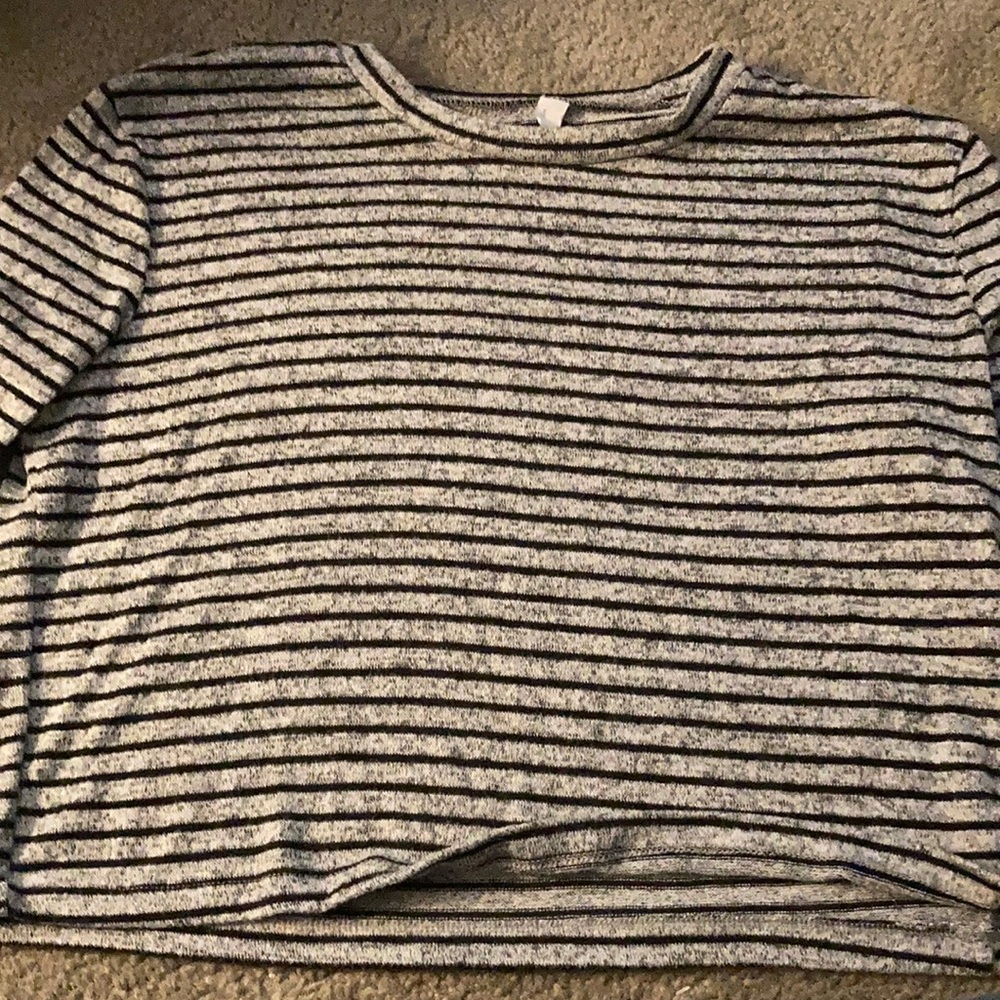 Striped long sleeve crop top.
